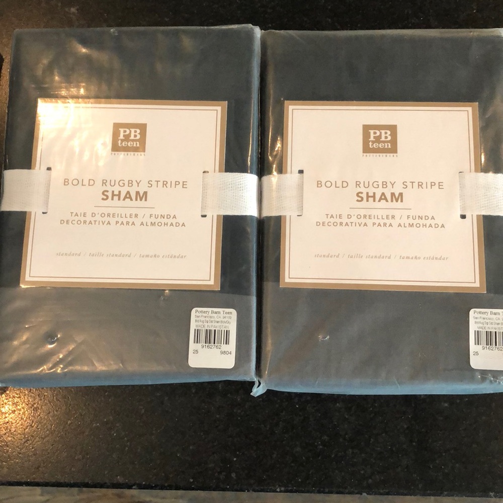 NEW Pottery Barn Teen Duvet Cover and  2 Shams - Picture 3 of 4